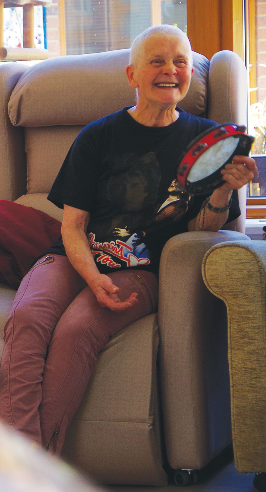 Nightingale-House-Hospice-Wrexham-North-Wales-Day-Services-Music-Therapy